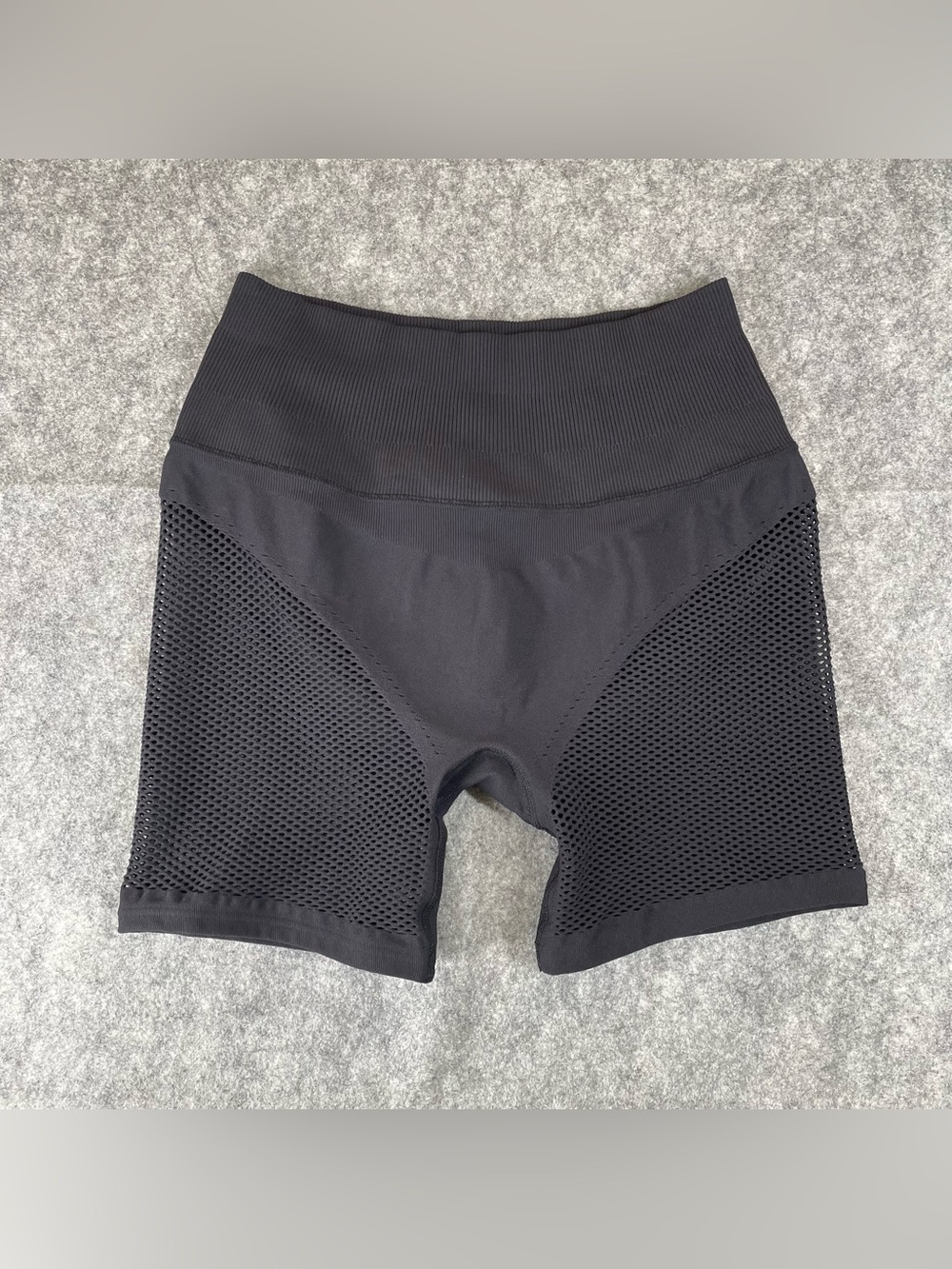 Alo Yoga Womens L Black Seamless Mesh High Waist Biker Shorts Athletic Workout